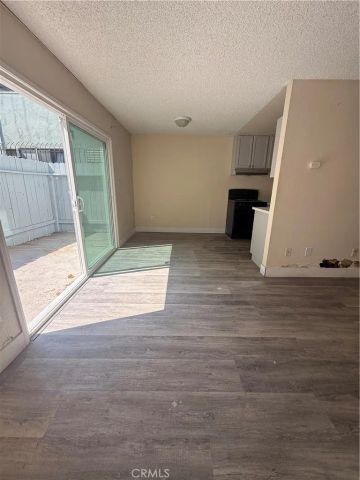 14805 Chase Street 107, Panorama City, CA 91402