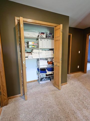 213 Windy Oak Drive, Hebron, IN 46341