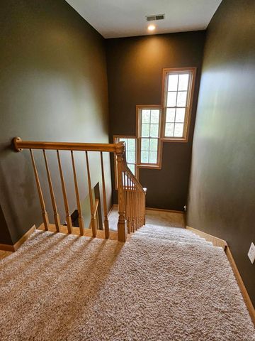 213 Windy Oak Drive, Hebron, IN 46341