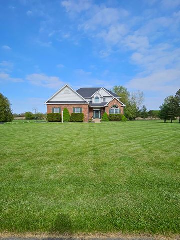 213 Windy Oak Drive, Hebron, IN 46341