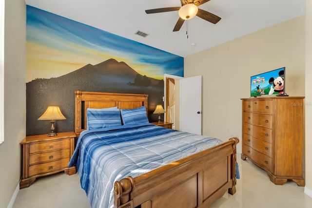 127 N HAMPTON DRIVE, Davenport, FL 33897