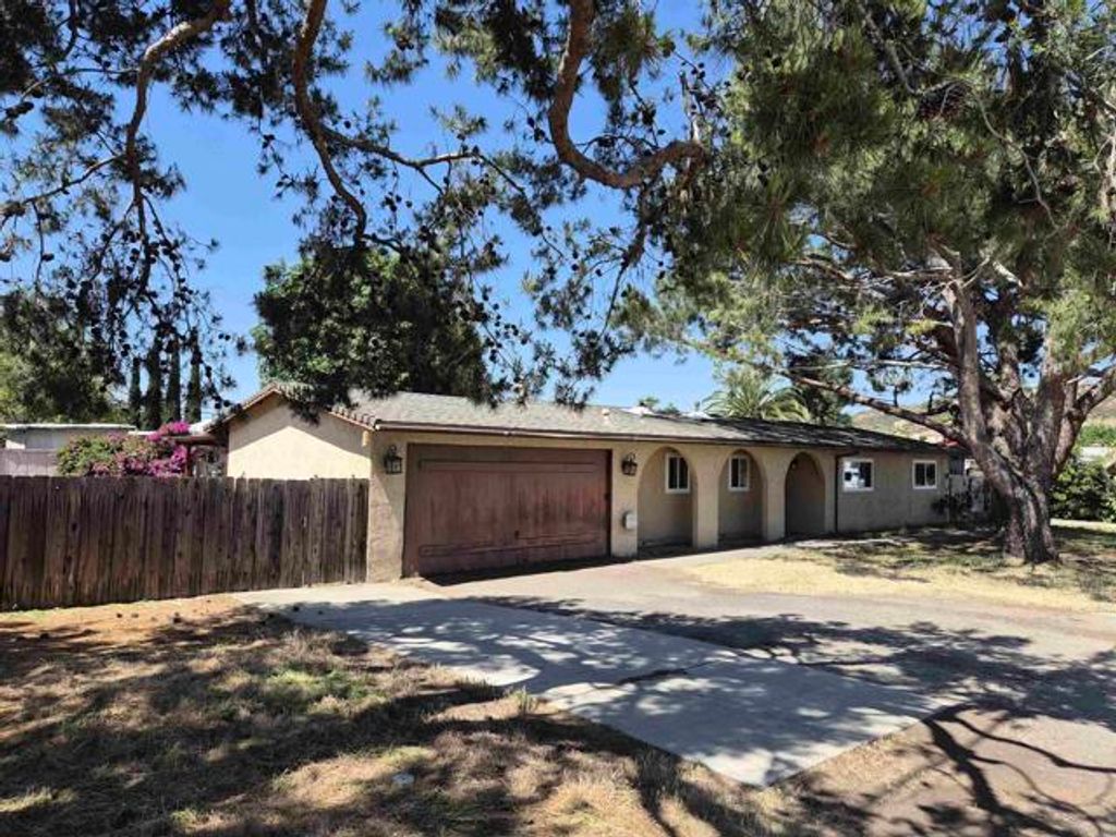 104 Rancheros Drive, San Marcos, CA 92096