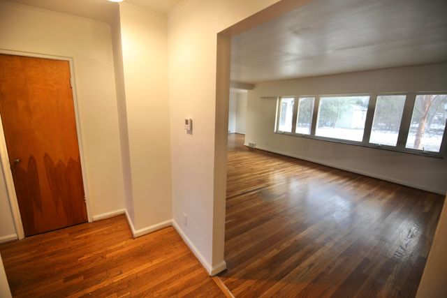 3191 E Broad Street, Columbus, OH 43209