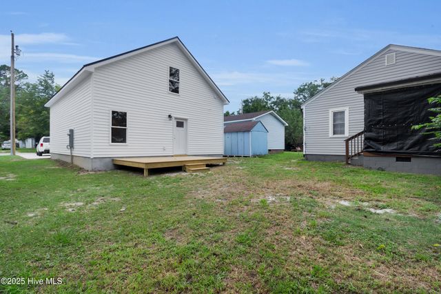 1818 Greensboro Street, New Bern, NC 28560