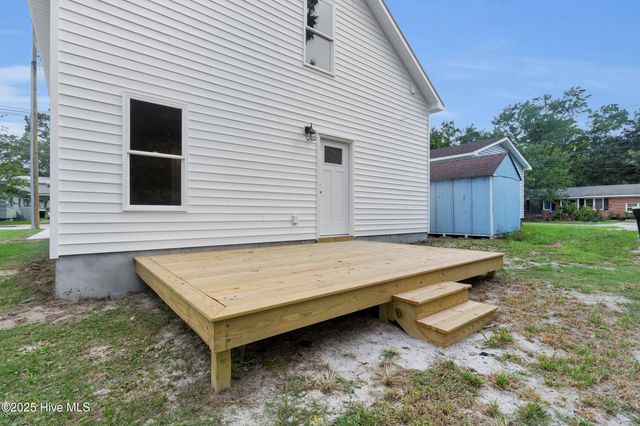 1818 Greensboro Street, New Bern, NC 28560