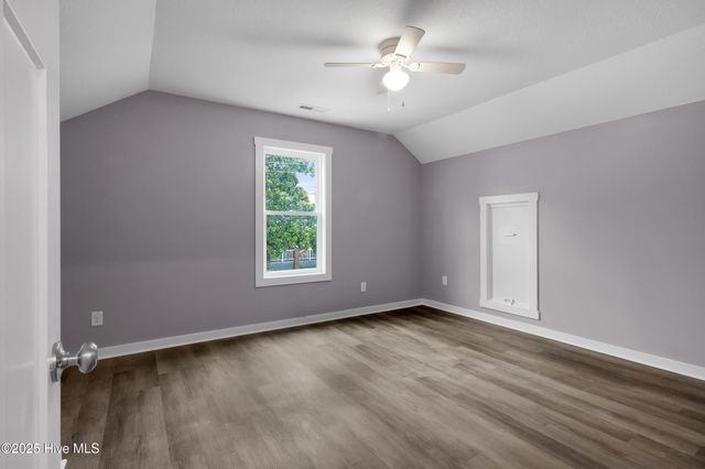 1818 Greensboro Street, New Bern, NC 28560