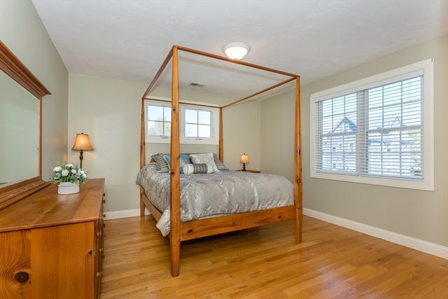 36 Orange St, Boston, MA 02131