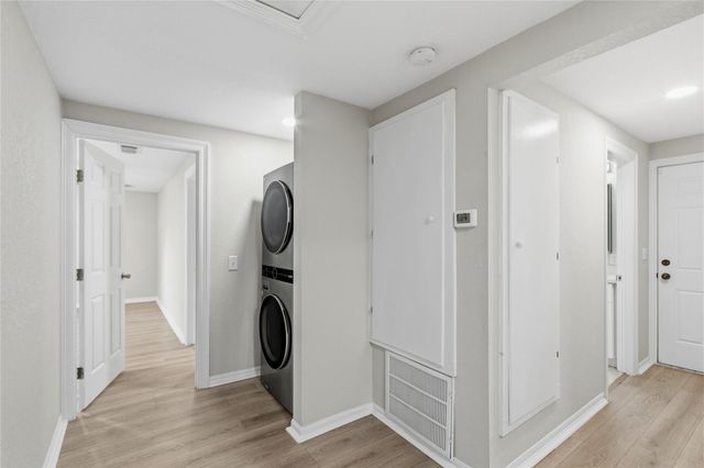 7021 2nd Street, Hitchcock, TX 77563