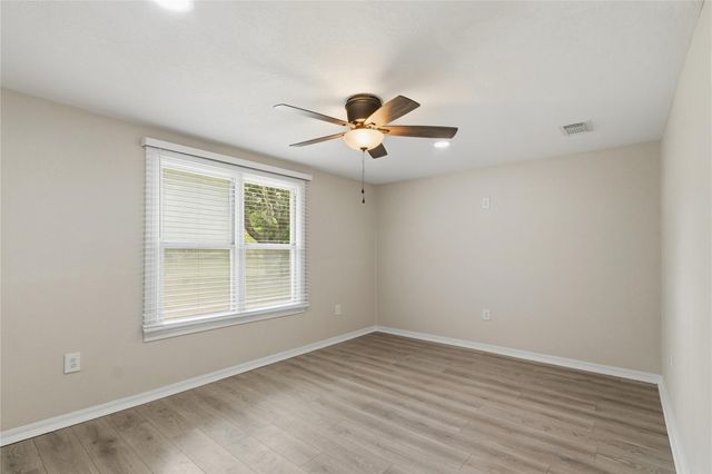 7021 2nd Street, Hitchcock, TX 77563