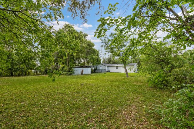 7021 2nd Street, Hitchcock, TX 77563