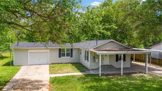 7021 2nd Street, Hitchcock, TX 77563