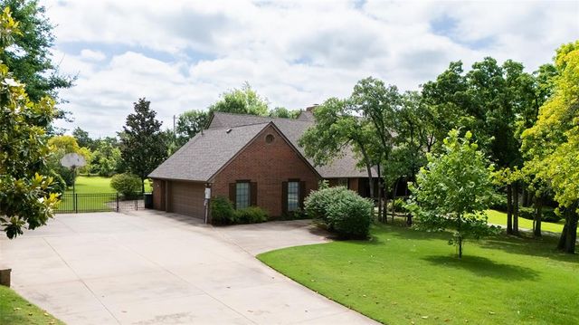 3816 Coachman Road, Edmond, OK 73013
