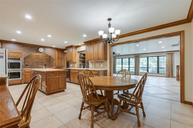 3816 Coachman Road, Edmond, OK 73013