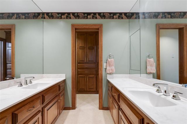 3816 Coachman Road, Edmond, OK 73013