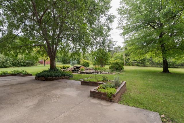 3816 Coachman Road, Edmond, OK 73013