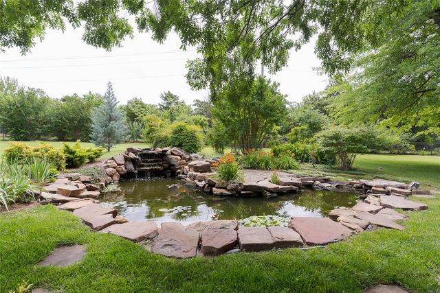3816 Coachman Road, Edmond, OK 73013