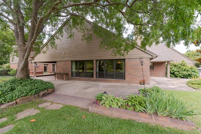 3816 Coachman Road, Edmond, OK 73013