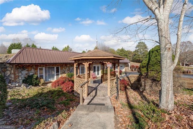 7832 Park Springs Road, Ruffin, NC 27326