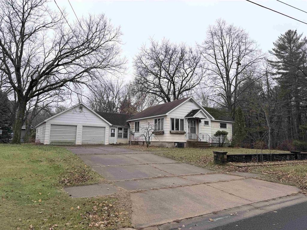 691 Market Avenue, Port Edwards, WI 54469