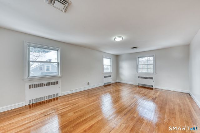 51 Pembroke Street, Hartford, CT 06112