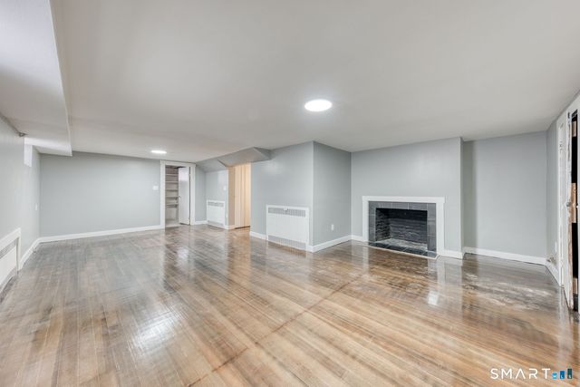 51 Pembroke Street, Hartford, CT 06112