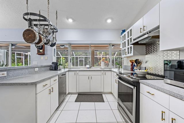 15884 North Road, Loxahatchee Groves, FL 33470