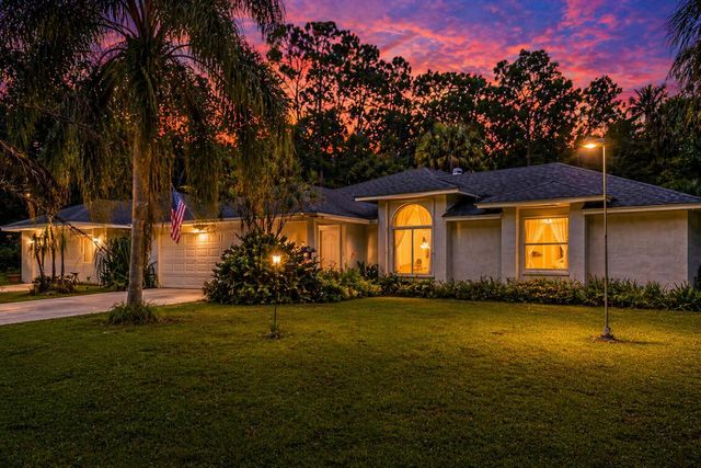 15884 North Road, Loxahatchee Groves, FL 33470