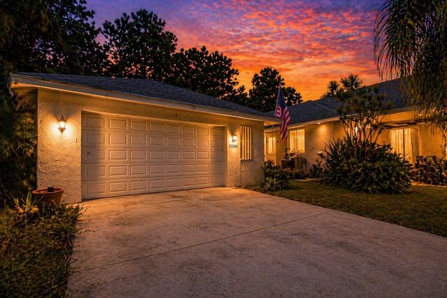 15884 North Road, Loxahatchee Groves, FL 33470