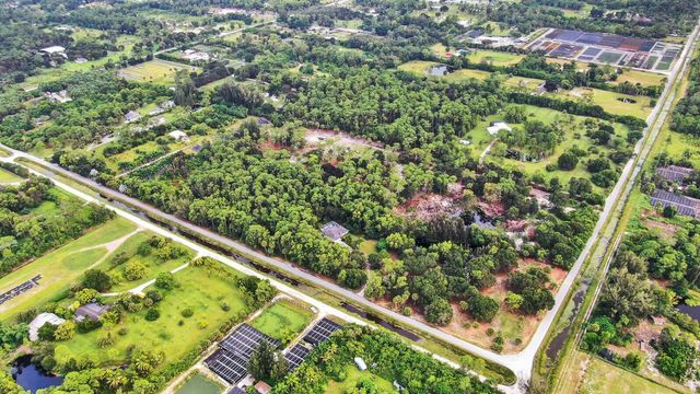 15884 North Road, Loxahatchee Groves, FL 33470
