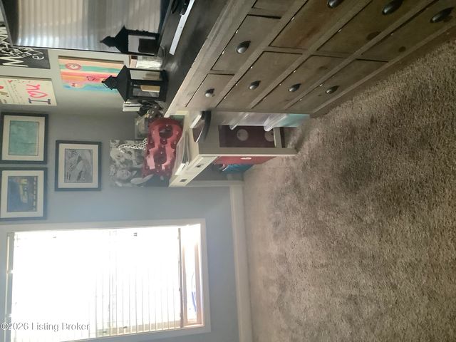 18405 Standwick Dr, Louisville, KY 40245