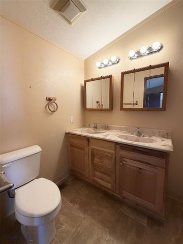 1390 Cattle Drive, Dillon, MT 59725