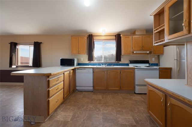 1390 Cattle Drive, Dillon, MT 59725