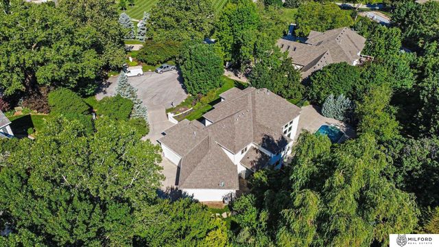 22106 Quail Circle, Elkhorn, NE 68022