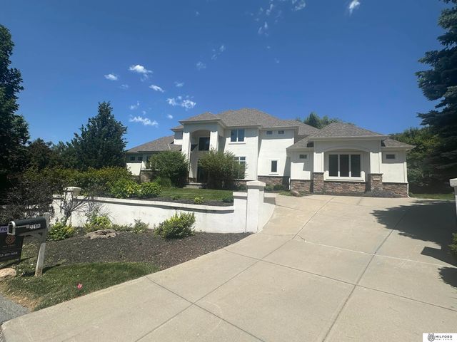 22106 Quail Circle, Elkhorn, NE 68022