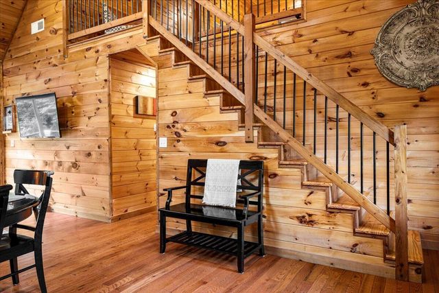 2009 Glencairn Road, Rogers, KY 41365