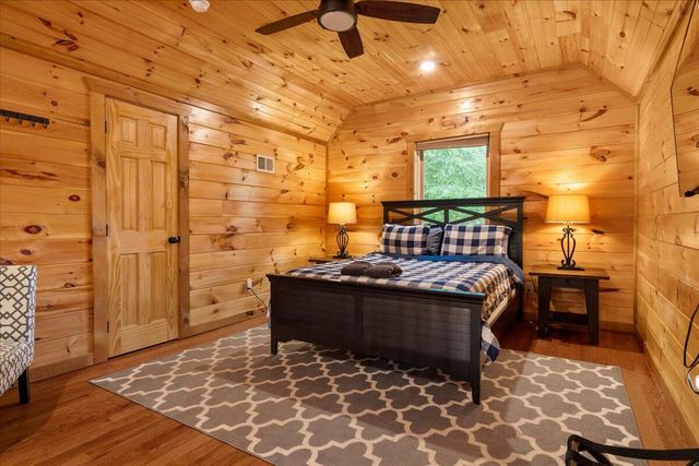 2009 Glencairn Road, Rogers, KY 41365