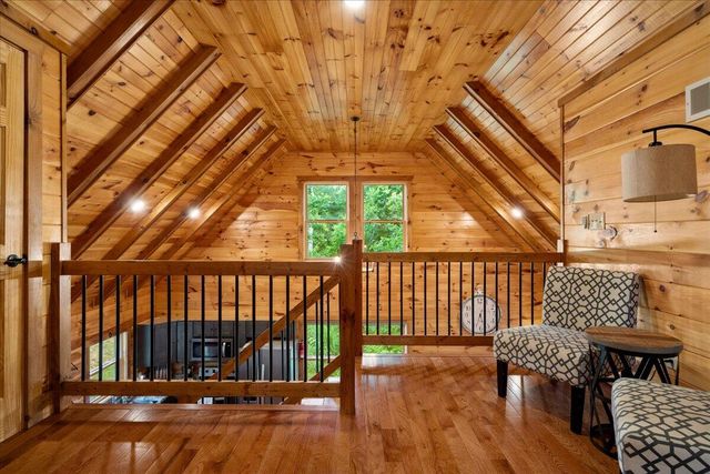 2009 Glencairn Road, Rogers, KY 41365