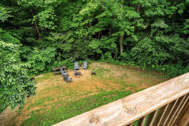 2009 Glencairn Road, Rogers, KY 41365