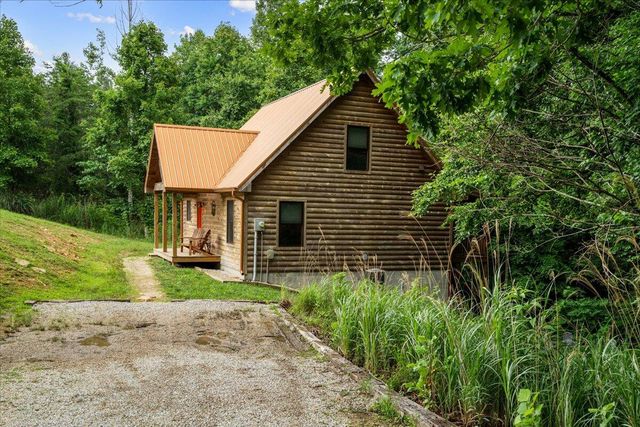 2009 Glencairn Road, Rogers, KY 41365