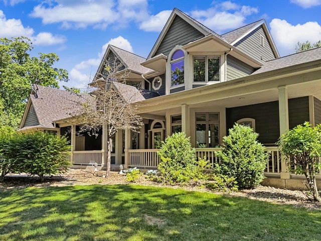 12301 W Ryan ROAD, Franklin, WI 53132
