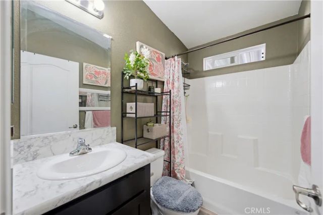 1245 W Cienega 104, San Dimas, CA 91773