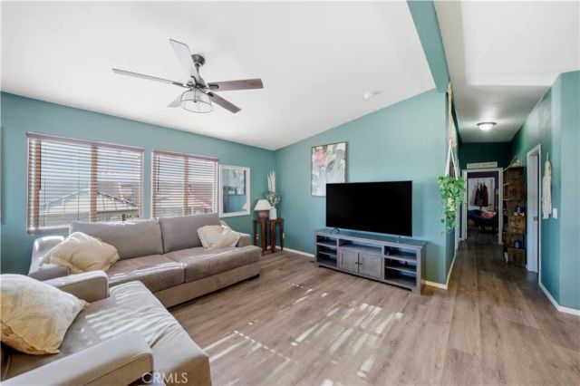 1245 W Cienega 104, San Dimas, CA 91773