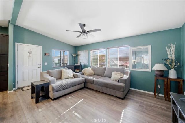1245 W Cienega 104, San Dimas, CA 91773