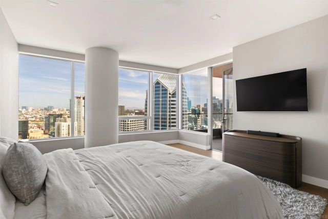 888 W E Street 3304, San Diego, CA 92101