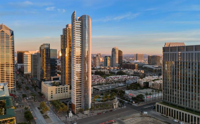 888 W E Street 3304, San Diego, CA 92101