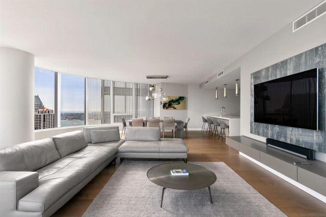 888 W E Street 3304, San Diego, CA 92101