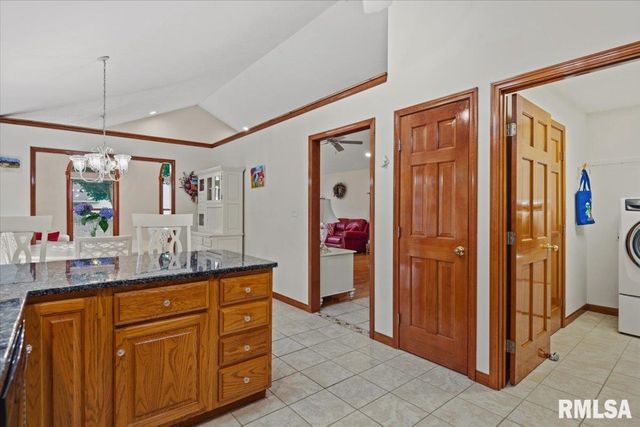 303 BRECKENRIDGE Road, Chatham, IL 62629