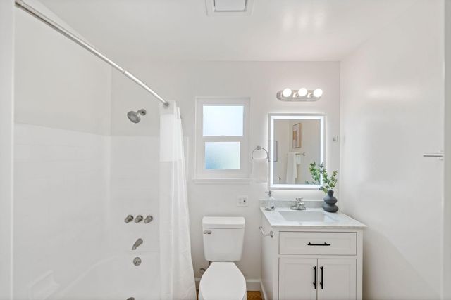 12 Country Lane, Redwood City, CA 94061