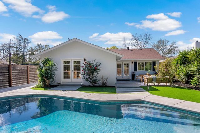 12 Country Lane, Redwood City, CA 94061