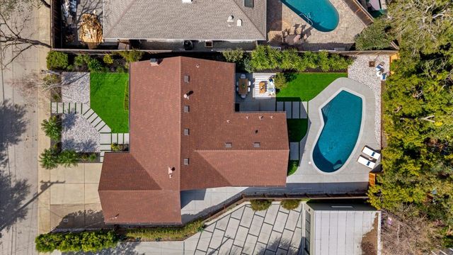 12 Country Lane, Redwood City, CA 94061